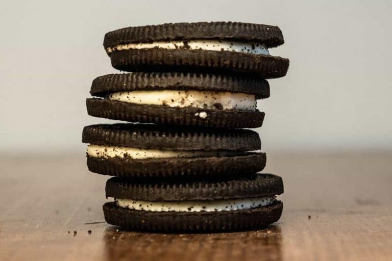 Can Dogs Eat Oreos? PUPPYFAQS